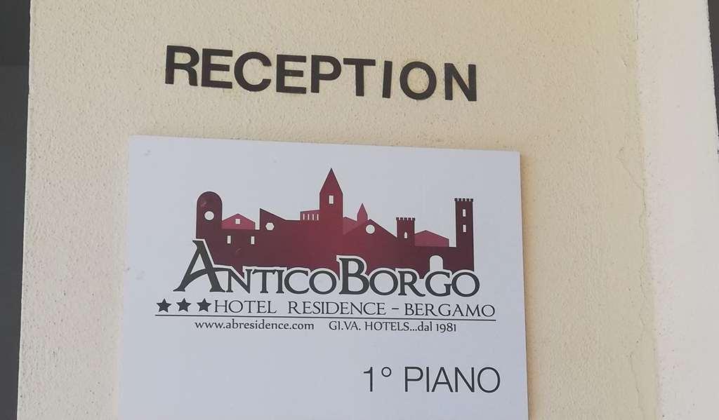 Antico Borgo Aparthotel Бергамо Интериор снимка